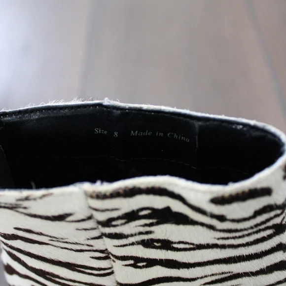 Dolce Vita Zebra Print Ankle Boots - Picture 3 of 8